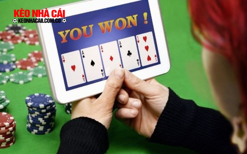 Choi Poker An Tien 3 Lý do 98win trở thành app chơi poker ăn tiền hàng đầu
